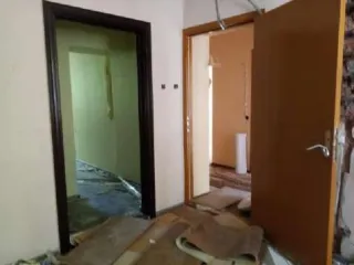 Помещение, кадастровый номер 43:40:000392:403, адрес: Кировская область, город Киров, улица Карла Маркса, дом 147А, квартира 10, помещение номер 2 на поэтажном плане, площадь 12,9 квадратных метров.