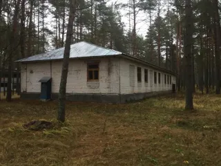 Детский оздоровительный лагерь "Связист" площадью 53232 кв.м расположен в Нижегородской области, Вадский район, деревня Костино. Комплекс включает земельный участок площадью 50000 кв.м, десять зданий общей площадью 3211,80 кв.м и одно сооружение — трансформаторную подстанцию №492 площадью застройки…