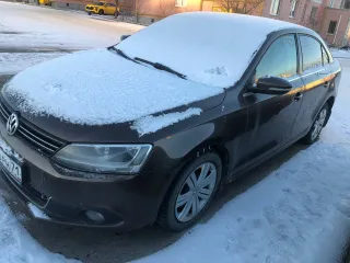 Volkswagen Jetta, 2011. Автомобиль марки VOLKSWAGEN, модель Jetta, 2011 г.в., VIN-номер WVWZZZ16ZBM111850. Ознакомление с имуществом, описанием, составом и характеристиками, производится по месту нахождения имущества. Иная информация и согласование осмотра имущества, в рабочие дни, в рабочее время…