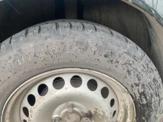 Лот № 3. Трактор МТЗ-82.1, 2003 года выпуска, государственный номер 1052НН53, заводской номер машины (рамы) 08096387, двигатель № 588036. Местонахождение: Новгородская обл., Новгородский р-н, д. Большое Вороново. Должник (собственник) – СПК /Колхоз/ имени Ильича (ИНН 5322008476, ОГРН 1025301187372)…