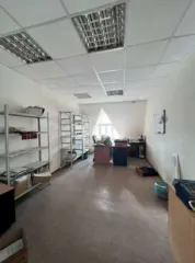 Нежилое помещение общей площадью 196,4 кв. м, кадастровый номер: 02:55:010541:1571, расположенное по адресу: Республика Башкортостан, г. Уфа, Советский район, ул. Ленина, д. 97 на цокольном этаже жилого здания. Основные средства (ТМЦ) в количестве 2 единиц: Посудомоечная машина Hjalpsam IKEA…