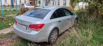 Chevrolet Cruze, 2010 года, 109 лс, 270000 км, АКПП, марка/модель CHEVROLET CRUZE, год выпуска 2010, рег.знак В152УН37, VIN XUFJA696JA3020564, пробег 249303 км, цвет серебристый, тип ДВС бензин, привод передний, трансмиссия АКПП, место нахождения Ивановская область, г. Кинешма, ул. Воеводы…