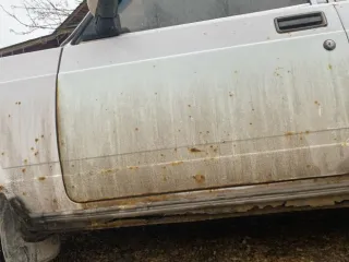 Легковой автомобиль ВАЗ 21074, 2004 года изготовления, ярко-белого цвета, идентификационный номер (VIN): XTA21074041971153 ПТС 63 КТ 410944 выдан 17.06.2004 г. СТС 66 ХТ №783653 выдан 31.07.2012.