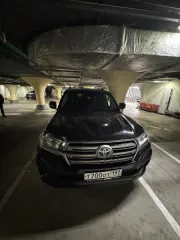 Toyota Land Cruiser 200, 2016, г/н Т700ОТ197, цвет черный, VIN JTMCV02J404198126, вид транспорта: легковой автомобиль, год выпуска: 2016, марка: Тойота, модель: Ленд Крузер 200