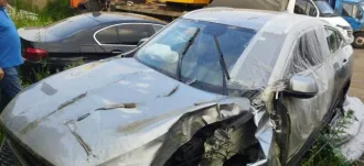Автомобиль после ДТП повреждение кузова, сработка подушек безопасности