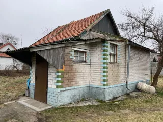 Жилой дом площадью 51,4 кв. м с кадастровым номером 39:18:060004:41 и земельный участок общей площадью 1065 кв. м с кадастровым номером 39:18:060004:7, расположенные по адресу: Калининградская область, г. Светлый, ул. Комсомольская, д. 68. Дополнительные вопросы по имуществу по тел. +79114577565 и…