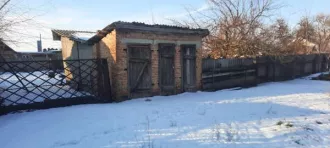 Нежилое здание с кадастровым номером 61:06:0060209:131 площадью 375,2 кв. м., расположенное по адресу: Ростовская область, Веселовский р-н, х. Красное Знамя, пер. Школьный, 7 иземельный участок с кадастровым номером 61:06:0060209:12 площадью 5600 кв. м., расположенный по адресу: Ростовская область…