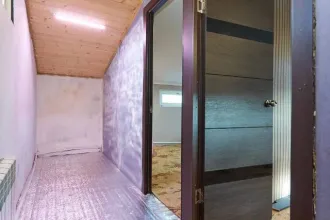 Дом и участок 91,6/641 м², Ярославль: жилое здание площадью 91,6 м², кадастровый номер 76:23:041002:508, и земельный участок площадью 641 м², кадастровый номер 76:23:041002:157, расположенные по адресу: Ярославская область, г. Ярославль, ул Гагарина (в районе №67а), СНТ "Нефтяник-1", д.304