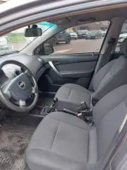 Шевроле Авео 2008 года, серый, госномер У592ХК790. VIN: KL1SF69WJ8B397634. Категория B, тип: легковой. Год выпуска: 2008. Мощность: 101 л.с. Пробег: 241 598 км. ПТС 9947 859091 от 22.02.2023.