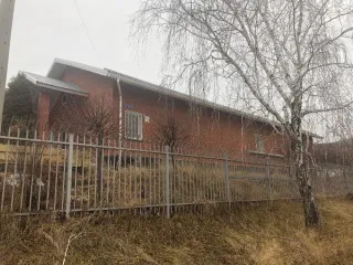 Земельный участок 1518 кв. м с лекционным залом 201,9 кв. м, Хакасия. Участок с кадастровым номером 19:03:060104:12, площадью 1518 кв. м с расположенным на нем объектом недвижимого имущества – нежилое здание (Лекционный зал на 150 мест), общей площадью 201,9 кв. м, кадастровый номер…