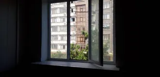 Нежилое помещение 82,4 м², Дагестан, Дербент. Объект аренды, площадь 82,4 кв. м., номер на поэтажном плане: 3-го этажа 26,28, адрес (местонахождение) объекта: 368600, Дагестан Респ, Дербент г, Гейдара Алиева ул, ул Советская, 6. Косметический ремонт. Кадастровый номер объекта недвижимости (здания…