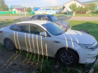 Kia Optima 2017 года, 149.5 л.с., пробег 200119 км. Автомобиль легковой, марка и модель: Kia JF (Optima), VIN: XWEGT411BJ0001919, государственный регистрационный номер: С404ОВ716, год изготовления: 2017. Транспортное средство имеет повреждения.