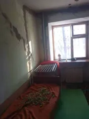 Доли квартиры 39,9 кв. м, Хабаровский край. 1/9 доля квартиры в Хабаровске, еще 1/9 доля квартиры в Хабаровске, еще 1/9 доля квартиры, площадь 39,9 кв. м. Назначение: жилое, этаж: 2. Адрес: Россия, Хабаровский край, г. Хабаровск, ул. Некрасова, д. 64, кв. 46. Кадастровый номер: 27:23:0040854:132.