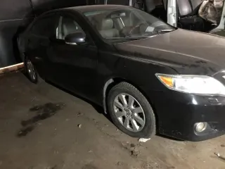 TOYOTA CAMRY 2010 высвобождаемое движимое военное имущество (автотранспортное средство). Перечень и характеристика имущества указаны в Приложении №1 к информационному сообщению. Пробег: 340724. Вид транспорта: легковой седан. Объем двигателя: 3456. Год выпуска: 2010. Мощность двигателя: 277 (204)…
