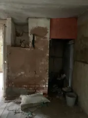 Жилое помещение непригодное для проживания 33,0 кв.м Ивановская область Жилое помещение признанное непригодным для проживания с ограниченным уровнем благоустройства, расположенное по адресу: Ивановская область, г. Шуя, ул. Васильевская, д.50, кв.11, с кадастровым номером 37:28:030212:230, общей…