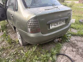 Lada Kalina 2008 года, 89 лс, 300000 км, VIN: XTA11184080166936, госномер: Р426АВ40, мощность 65,0 кВт / 89,0 л.с., цвет кузова: Светло-зеленый, СТС: 99 26 094363. Имущество НЕ НА ХОДУ.