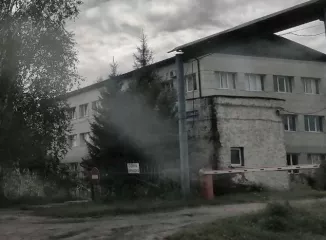Доля в праве на здание нежилое Наименование: Здание ЛТУ-2 Размер доли: 1/3 Площадь: 267 кв.м. Кадастровый номер: 67:15:0320626:20. Местоположение: Смоленская область, Рославльский район, г. Рославль, пер. 4-й Дачный, д. 7 
Доля в праве на земельный участок Размер доли: 1/3 Площадь: 3822 +/- 22…
