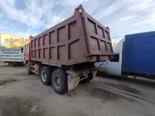 HOWO ZZ3327M3647W, 2007 грузовой самосвал, цвет красный, гос. номер Х791СА52, коробка передач механика, колесная формула 6х4.