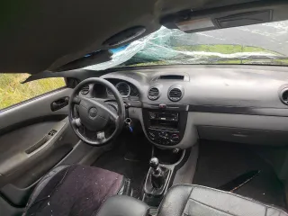 Chevrolet Lanos 2008 года, VIN XUUNF356J80029333.