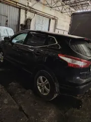 Nissan Qashqai 2014 года, 144 лс, 199811 км, АКПП. Легковой автомобиль, Nissan QASHQAI, VIN: SJNFBNJ11U1265783, 2014 года выпуска. Обращаю внимание, что присутствует трещина на стекле, автомобиль долго не эксплуатировался, сел аккумулятор. Также необходимо отметить, что автомобиль находился в…