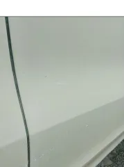 Porsche Cayenne 2020 автомобиль легковой 340.00 л.с., VIN: WP1ZZZ9YZLDA05364, цвет кузова: бежевый, местонахождение: Свердловская обл, Екатеринбург, дом Шефская, 2А,, лит. 6. Имеются  повреждения лакокрасочного покрытия и небольшая вмятина на заднем правом крыле.
