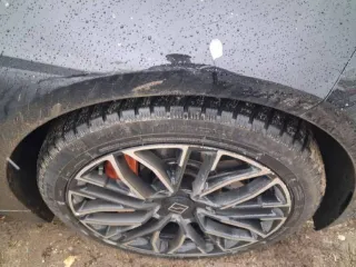 Zeekr 001 2023 года выпуска, черный цвет. VIN: L6T79T2E2PP032563, государственный номер А636НУ18.