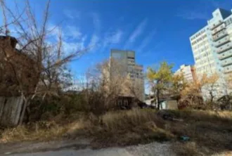 Дом доходный Канарейкиной 446 кв.м Саратов. Двухэтажное нежилое здание общей площадью 446 кв. м по адресу: г. Саратов, ул. им. Вавилова Н.И., д. 16. Кадастровый номер здания: 64:48:060204:107. Одновременно отчуждается земельный участок площадью 395 кв. м по адресу: г. Саратов, ул. Вавилова, д. 16…