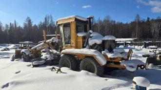 Uaz 390995 2013, трактор с бульдозерным оборудованием 2015, автогрейдер ДЗ-122 Б-6 2009, автогрейдер А-120.10020, ДЗ-180А, забайкальский край Uaz 390995; трактор с бульдозерным и рыхлительным оборудованием; автогрейдер ДЗ-122 Б-6; автогрейдер А-120.10020; ДЗ-180А, еще Uaz 390995; трактор с…