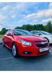 Chevrolet Cruze 2009, 112 л.с., цвет: Красный, год выпуска: 2009, VIN KL1JF69E9AK515610. Право собственности подтверждается: свидетельством о регистрации ТС 9976102453, ПТС 66ОМ269364. Имущество в залоге у ООО МКК «Kreddy».