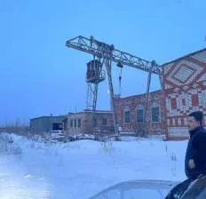 Строения и имущество, находящееся внутри строений, расположенные по адресу: Хабаровский край, г. Комсомольск-на-Амуре, Амурское ш., д. 3. Здание. Цех по производству СБЖК, литер К, условный номер: 27:22:0020902:95, метраж – 1447,90 кв.м.; Здание. Цех арматурный на базе КМО в р-не моста через р…