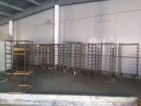 Земельный участок с кад. №52:15:0080201:16 площадь 13 084,60 кв. м, адрес: Нижегородская обл., Городецкий р-н, г. Городец, ул. Республиканская, участок 88. Здание гаража, нежилое, 1 этаж, площадь 212,7 кв. м, инв. №14043, лит. М, кад. №52:15:0080201:307. Главное производственное здание Хлебозавода…
