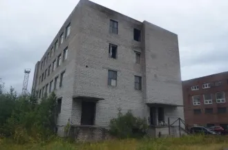 Здание (механические мастерские производственной базы) площадью 902,3 м2, назначение: нежилое, кадастровый номер 29:28:110270:45, местоположение: Архангельская область, г. Северодвинск, проезд Чаячий, д.17; здание (механическая мастерская) площадью 751,4 м2, назначение: нежилое, кадастровый номер…