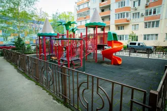 Квартира 94.5 кв.м, г. Краснодар, ул. Героя Яцкова И.В. Квартира, общей площадью 94.5 кв.м., расположенная по адресу: Краснодарский край, г. Краснодар, Прикубанский внутригородской округ, ул. им. Героя Яцкова И.В., д. 4, кв.85, кадастровый (условный) номер: 23:43:0142048:1244. Ознакомление с…