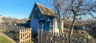 Земельный участок 400 кв.м. Ульяновская область, г. Ульяновск, СНТ "Станкостроитель", участок 444, кадастровый номер: 73:19:071401:28. На участке не проводилось межевание.