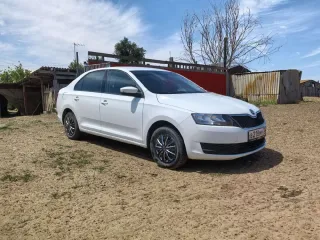 Skoda Rapid 2018, марка SKODA, модель RAPID, год выпуска 2018, VIN XW8AG2NH1JK138277, номер двигателя CWV532137, номер кузова XW8AG2NH1JK138277, цвет кузова белый, мощность двигателя 90 л.с. (кВт), техническое состояние: автомобиль на ходу, пробег 91 239 км.