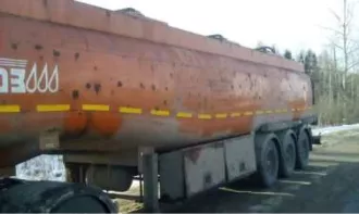 Полуприцеп-цистерна 964841, 2015 года выпуска, VIN X8A964841F0000002, г/н АУ2340 16, ПТС серии 1600 №953209 выдан 15.12.2016 РЭО ОГИБДД УМВД России по Нижнекамскому р-ну. Адрес: г. Казань, ул. Автосервисная, д. 6. Обременения: залог в пользу ПАО НКБ "Радиотехбанк"