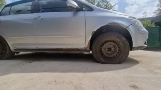 Volkswagen Golf Plus 2008 года, VIN: WVWZZZ1KZ9W834369, госномер С799ЕХ198, цвет серебристый, производитель Volkswagen AG (Германия), ПТС: 47 РК 846268, СТС: 99 58 541644. Автомобиль находится в залоге у АО "ТБанк". Расположен в Ленинградской области, Кировском районе, Мгинском городском поселении…