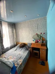 Доля дома 92,2 м² и доля участка 792 м², Свердловская обл. 1/2 доля дома и 1/2 доля земельного участка в Свердловской обл. еще 1/2 доля дома и 1/2 доля земельного участка в Свердловской обл. еще 1/2 доля в праве на жилое здание, площадь: 92,2кв.м., кадастровый номер: 66:27:1101027:240 и 1/2 доля в…