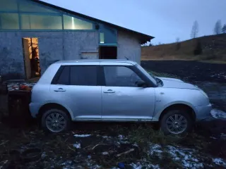 Легковой автомобиль Lifan 113300, 2012 года, цвет серебро. VIN: X9W113300B0005297, ПТС: 09 HM 652351. Модель двигателя LF479Q3, бензиновый, объем 1342 куб. см, мощность 88.4 л.с. Пробег 142539 км. Экологический класс четвертый. Разрешенная максимальная масса 1350 кг, масса без нагрузки 1025 кг…