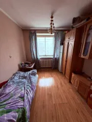 1/3 доли квартиры, 14.6 кв.м., Республика Коми, 1/3 доля жилого помещения, площадь 14.6 кв.м., назначение: жилое, адрес (местонахождение): Россия, Респ Коми, г Печора, пр-кт Печорский, дом 110, квартира 106, кадастровый (условный) номер: 11:12:1701004:1484