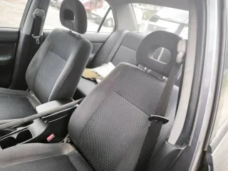 Mitsubishi Lancer 2006, 98 л.с., 299225 км. Легковой автомобиль, марка: Mitsubishi, модель: Lancer 1.6, год изготовления: 2006, цвет: серый, изготовитель (страна): Япония, разрешенная максимальная масса: 1750 кг, масса без нагрузки: 1260 кг, VIN: JMBSNCS3A6U020295, ПТС: 78ТТ 014498, г/н: Х389ЕР72…