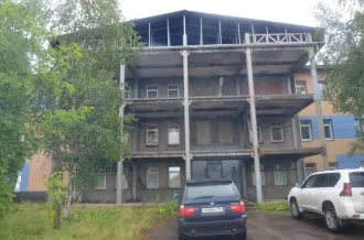 Здание (механические мастерские производственной базы) площадью 902,3 м2, назначение: нежилое, кадастровый номер 29:28:110270:45, местоположение: Архангельская область, г. Северодвинск, проезд Чаячий, д.17; здание (механическая мастерская) площадью 751,4 м2, назначение: нежилое, кадастровый номер…