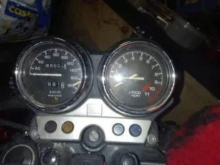 Мотоцикл Honda CB750-2, 2000 г.в., госномер 7590ВЕ50, VIN отсутствует, модель, номер двигателя RC17E1201598, мощность 75 л.с. (55.2 кВт), объем двигателя 747 см³, масса 390 кг (снаряженная 230 кг).