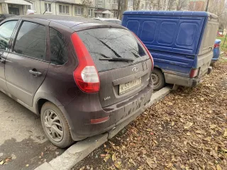 LADA Kalina 2014, легковой автомобиль марки LADA, модель 219210 Lada Kalina, год выпуска 2014, идентификационный номер (VIN): XTA219210E0038752. Ознакомление с имуществом по адресу: г. Ижевск, ул. Т.Барамзиной, д. 54, предварительное согласование по тел. 8-919-910-17-34.