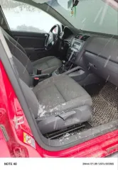 Volkswagen Golf, VIN WVWZZZ1KZ8W335789, легковой автомобиль категории B, 2008 года выпуска. Двигатель BSE 649064, бензиновый, объем 1595 см³, мощность 102 л.с. (75 кВт), экологический класс четвертый. Кузов WVWZZZ1KZ8W335789, красный. Максимальная масса 1830 кг, масса без нагрузки 1173 кг…