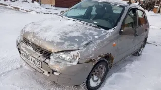Lada Kalina, 2007 года, 89 лс, 137 000 км. Транспортное средство — легковой автомобиль ВАЗ-11183 Lada Kalina, 2007 года выпуска, VIN XTA11183070096152, цвет кузова — бежево-серый; транспортное средство зарегистрировано за супругом должника; автомобиль на ходу, при эксплуатации отмечается…