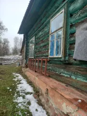 Земельный участок, площадь 4382 +/  3.89 кв.м., кадастровый  условный  номер: 57:05:0460101:22,Жилой дом, площадь 56.9 кв.м., назначение: 57:05:0460101:164, адрес  местонахождение : Россия, м.р н Сосковский, с.п. Алпеевское, п. Алпеевское, д. 90, кадастровый  условный  номер: 57:05:0460101:164