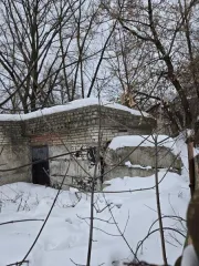 Нежилое здание 196,7 кв.м с участком 830 кв.м, Брянская область. Находящиеся в муниципальной собственности нежилое здание площадью 196,7 кв.м., 1-этажное, расположенное по адресу: Брянская область, г. Брянск, улица Клары Цеткин, строение 12 В, кадастровый номер 32:28:0021315:382, с земельным…