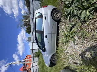 Шевроле Авео 2010 года выпуска, модель — Chevrolet Aveo, тип — легковой комби (хэтчбек). VIN: XUUSF4BWJA0009941, цвет серебристый, госномер М174ВН761.