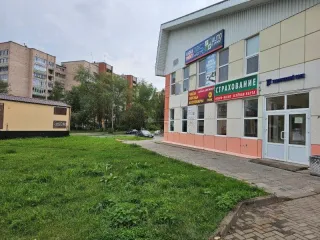 Нежилое помещение 71,4 кв.м и доля на участок, г. Сосновый Бор, Ленинградская обл. Нежилое помещение - 71,4 кв. м с учетом неотделимых улучшений (10 поз.), 12850/443000 доли в праве собственности на земельный участок 4 430 +/- 23 кв. м, адрес: Ленинградская обл., г. Сосновый Бор, пр. Героев, д…